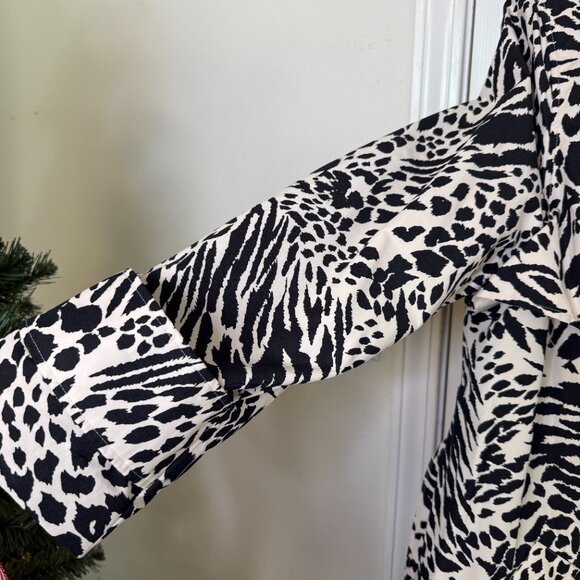 Black and white trench coat - Picture 6 of 7